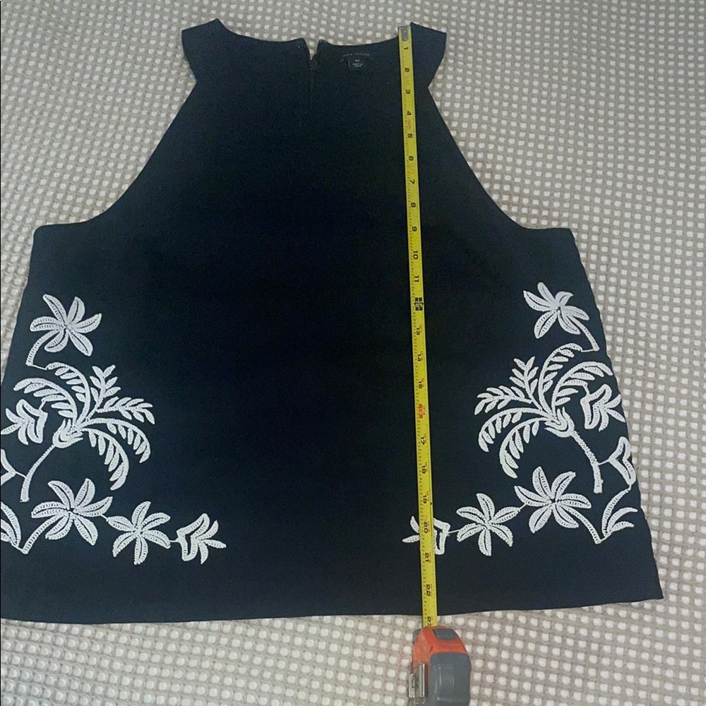 Ann Taylor linen blend Black Top with White Floral Accents